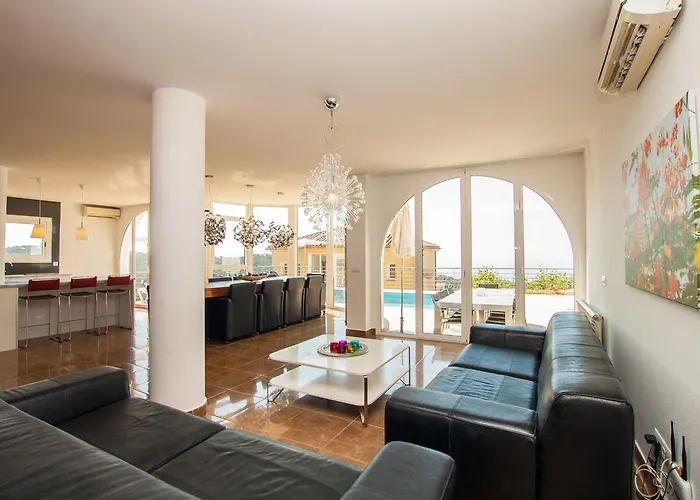 Gaudi By Interhome Willa *