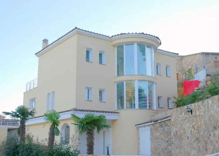 Willa Gaudi By Interhome *