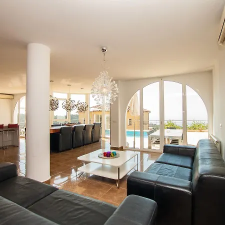 Villa Gaudi Casa vacanze *