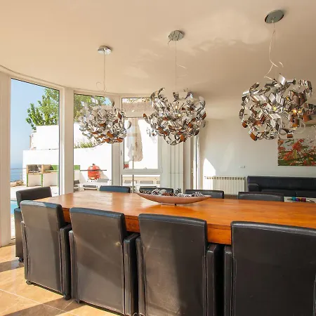 Gaudi By Interhome