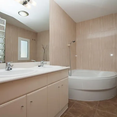 빌라 Gaudi By Interhome *