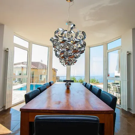 Gaudi By Interhome